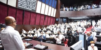 Esa gente no me representa Diputados Dominicanos